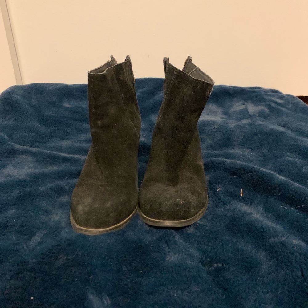 black booties - Picture 3 of 3
